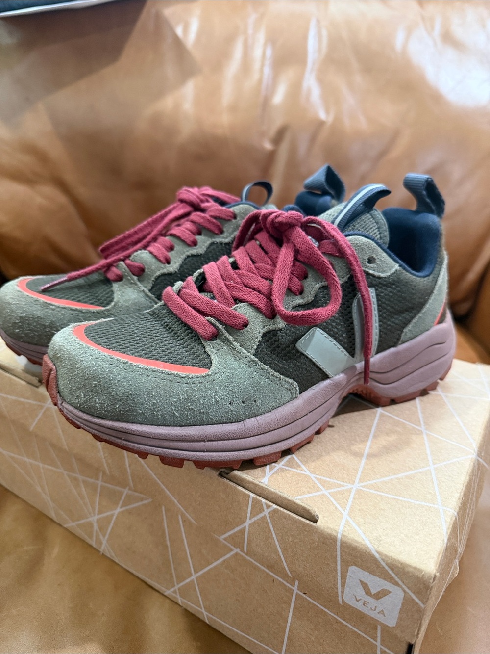Veja Women’s Olive Green and Maroon Trail Sneakers